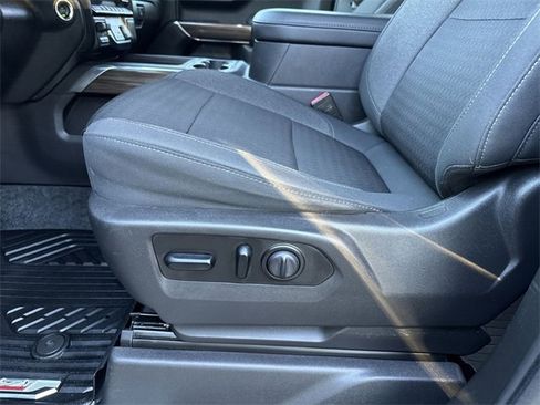 Used 2021 Chevrolet Silverado 1500 RST image 29