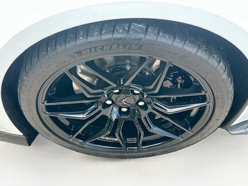 Used 2024 Chevrolet Corvette Z06 RWD image 29