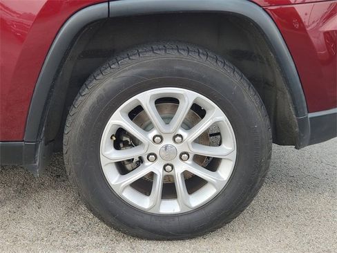 Used 2016 Jeep Grand Cherokee Laredo w/ Quick Order Package 23E image 31