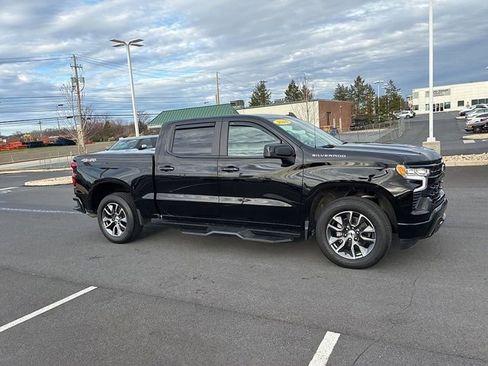 Used 2024 Chevrolet Silverado 1500 RST image 4