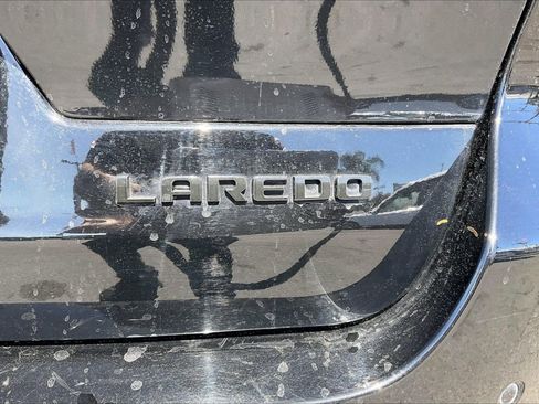Used 2023 Jeep Grand Cherokee L Laredo w/ Luxury Tech Group I RWD image 8