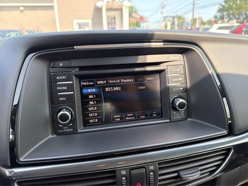 Used 2015 MAZDA MAZDA6 Touring w/ Touring Technology Package FWD image 18