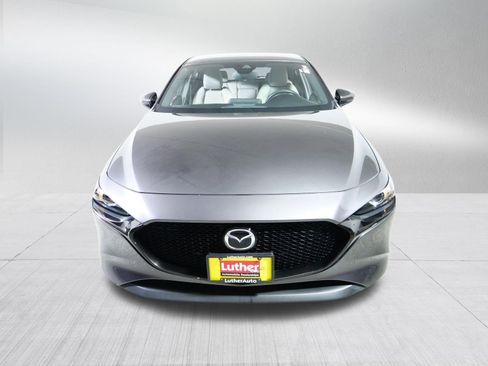 Used 2020 MAZDA MAZDA3 Hatchback FWD image 2