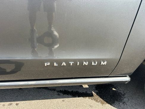 Used 2019 Ford Expedition Platinum RWD image 7