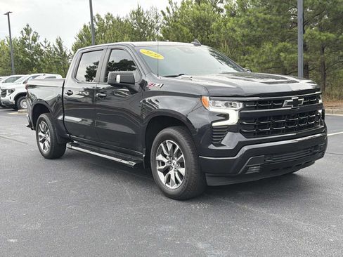 Used 2022 Chevrolet Silverado 1500 RST AWD/4WD image 32
