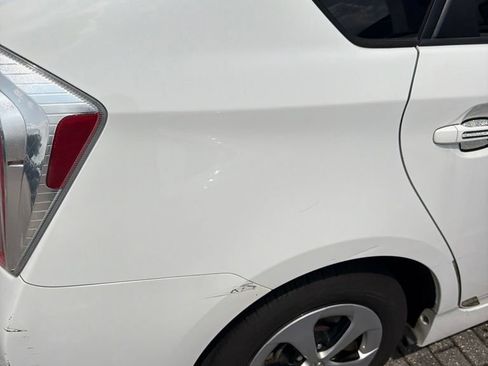 Used 2015 Toyota Prius Two FWD image 19