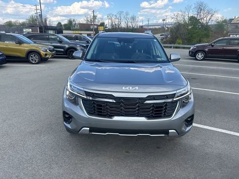 Used 2024 Kia Seltos S image 2