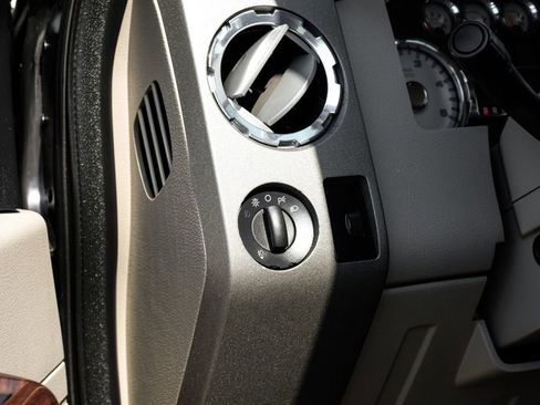 Used 2008 Ford F350 Lariat image 25