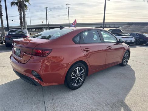 Used 2023 Kia Forte LXS image 5