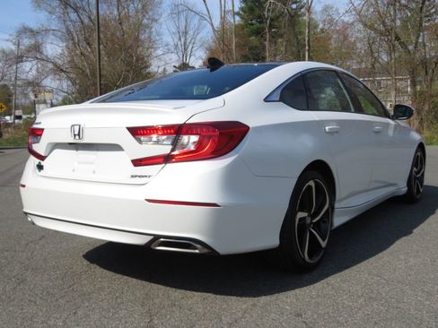 Used 2019 Honda Accord Sport image 5