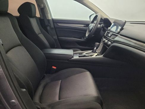 Used 2018 Honda Accord LX image 21