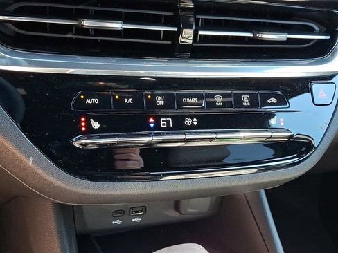 Used 2026 Buick Envista Avenir FWD image 19