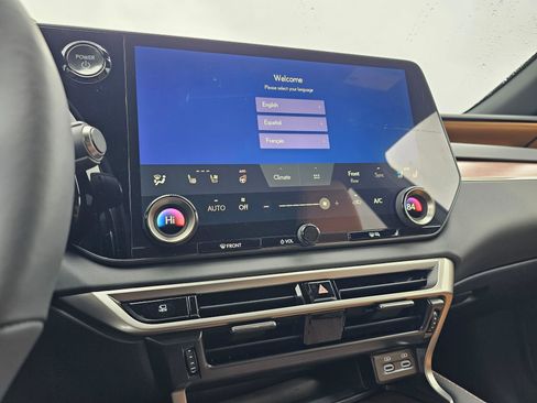 Used 2026 Lexus RX 350h w/ Convenience Package image 23