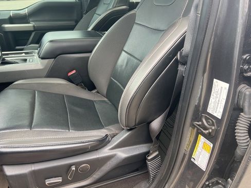 Used 2019 Ford F150 Raptor w/ Equipment Group 802A Luxury image 12