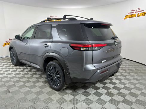 New 2026 Nissan Pathfinder SL w/ SL Premium Package image 3