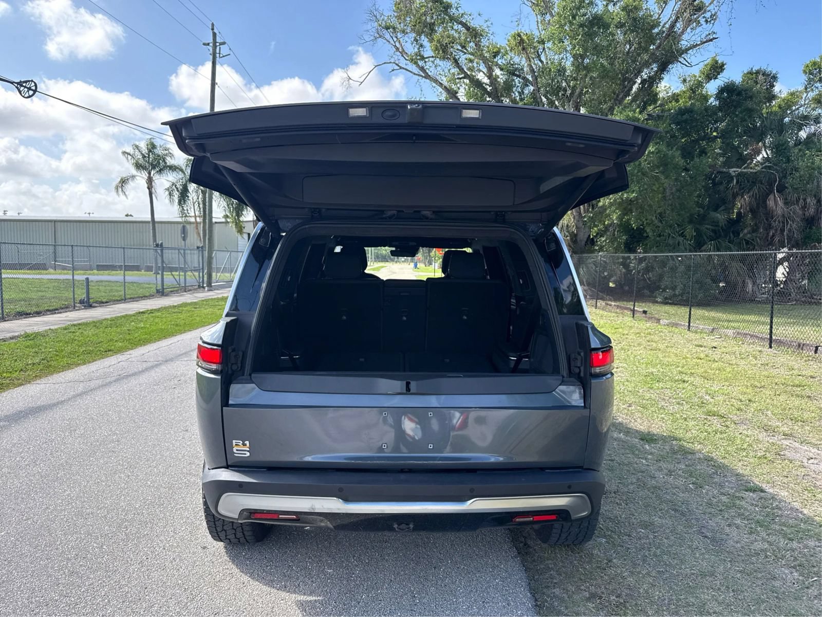 Used 2023 Rivian R1S Adventure Quad AWD/4WD image 12