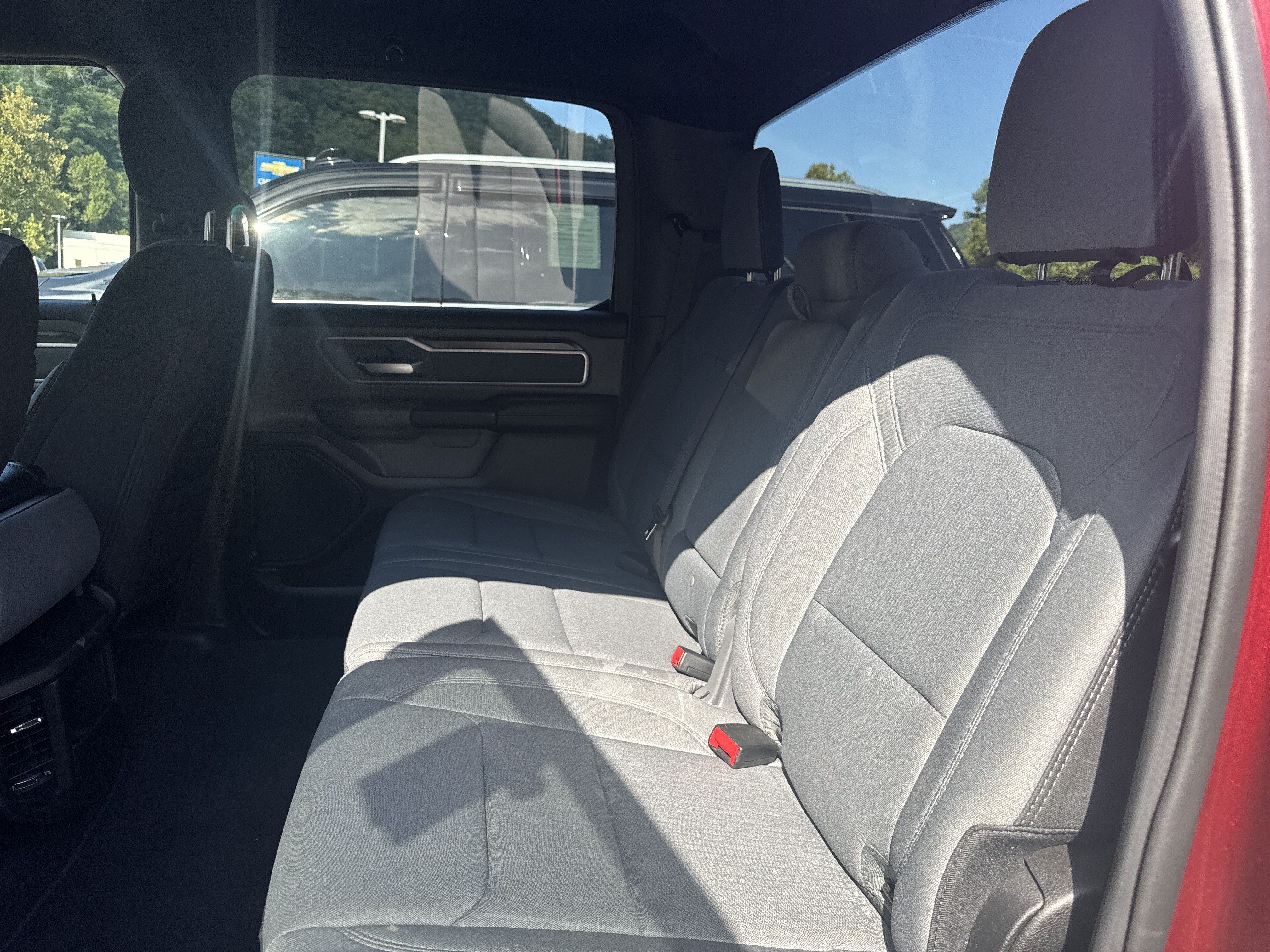Used 2021 RAM 1500 Big Horn AWD/4WD image 16