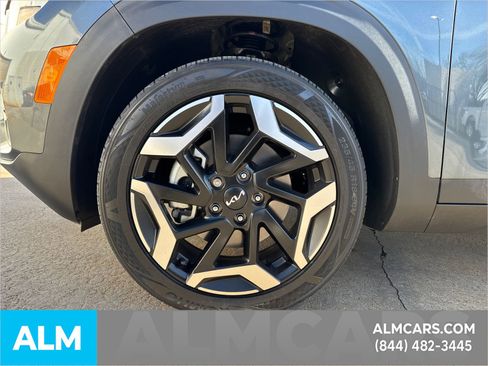 Used 2024 Kia Seltos SX image 12