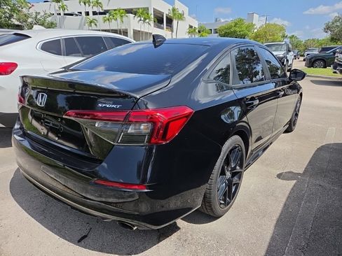 Used 2022 Honda Civic Sport image 4