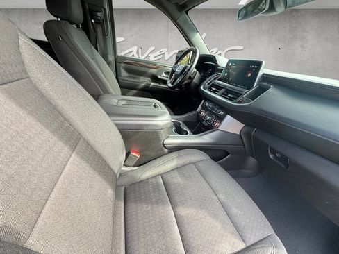 Used 2022 GMC Yukon XL SLE w/ Max Trailering Package image 25