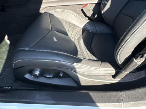 Used 2023 Chevrolet Corvette Stingray Premium Cpe w/ Z51 Performance Package image 14