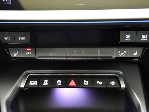 Certified 2025 Audi A3 2.0T Premium image 27