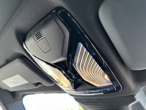 New 2026 BMW X5 xDrive50e w/ M Sport Package image 25