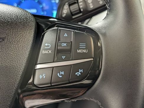 Used 2022 Ford Escape Titanium w/ Class II Trailer Tow Package AWD/4WD image 22