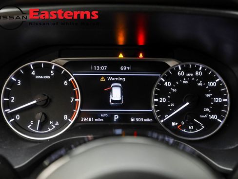 Used 2021 Nissan Rogue SV image 35