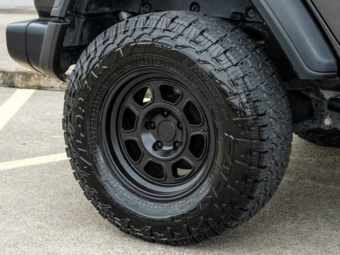Used 2020 Jeep Wrangler Unlimited Sport S image 58