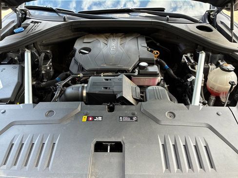 Used 2025 Genesis GV70 2.5T AWD/4WD image 22