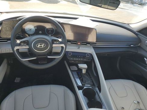 New 2026 Hyundai Elantra Limited image 10