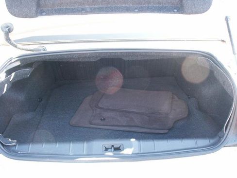 Used 2011 Chevrolet Malibu LS image 8