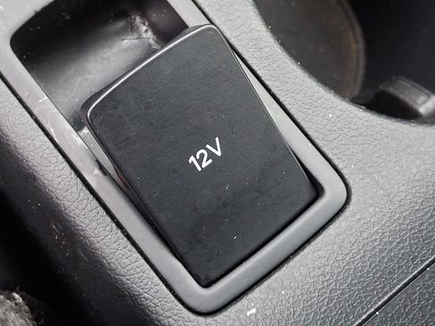 Used 2016 Audi Q3 2.0T Premium Plus w/ Technology Package image 26