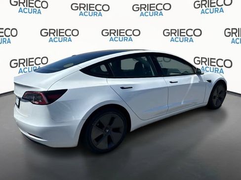 Used 2023 Tesla Model 3 Standard Range RWD image 2