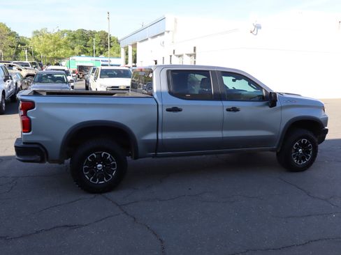 Used 2023 Chevrolet Silverado 1500 ZR2 w/ Technology Package image 22
