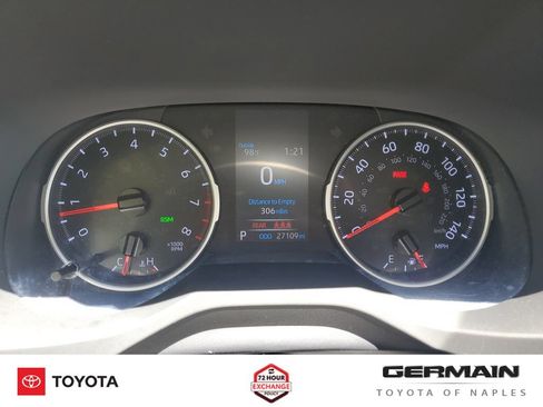Used 2019 Toyota RAV4 XLE w/ Convenience Package FWD image 25