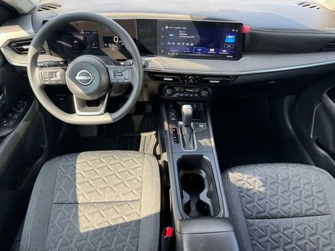 Used 2026 Nissan Kicks SV w/ SV Premium Package AWD/4WD image 12