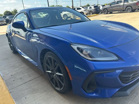 Used 2023 Subaru BRZ Limited RWD image 3