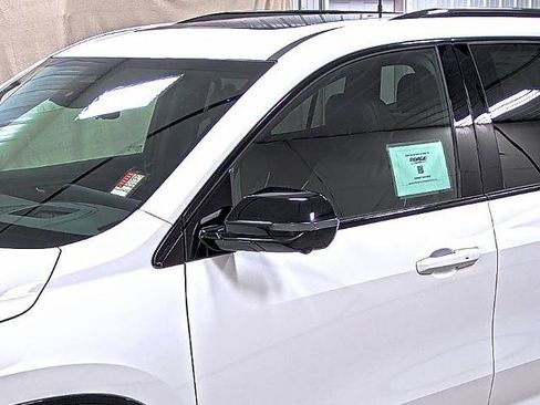 New 2026 Buick Enclave Sport Touring w/ Power Package image 8