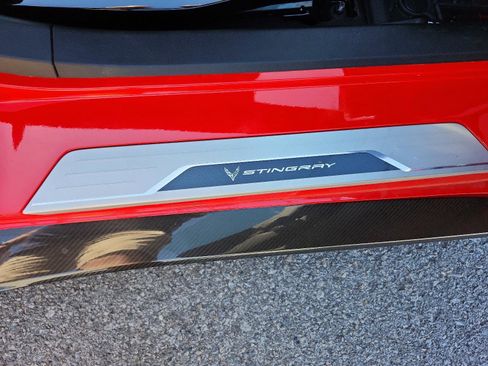 Used 2025 Chevrolet Corvette 3LT 2dr Stingray Conv w/ Z51 Performance Package image 8
