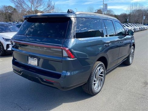 New 2026 Lincoln Navigator Reserve image 30