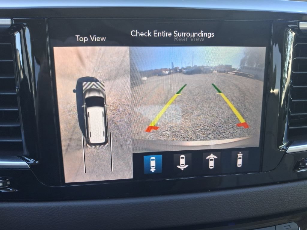 Used 2018 Chrysler Pacifica Touring-L Plus w/ Advanced Safetytec Group FWD image 10