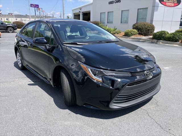 Certified 2025 Toyota Corolla LE FWD image 7
