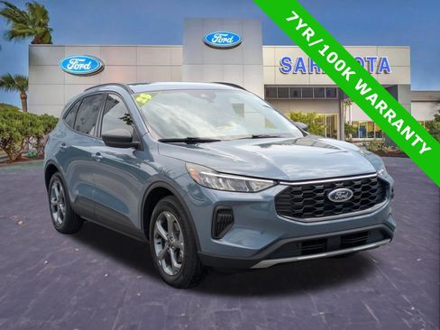 Certified 2025 Ford Escape ST-Line w/ Equipment Group 301A FWD image 1