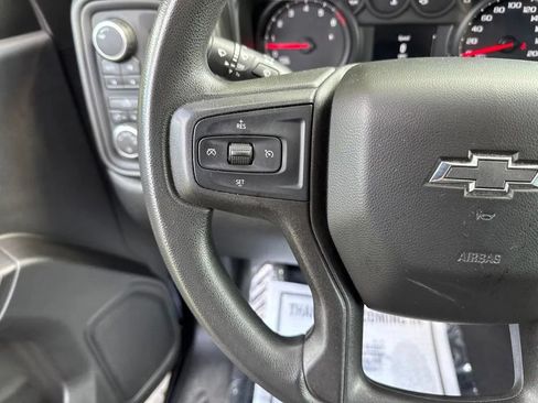 Used 2019 Chevrolet Silverado 1500 Custom Trail Boss w/ Custom Convenience Package AWD/4WD image 17