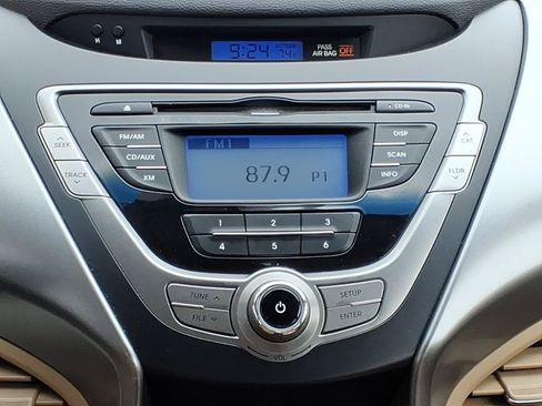 Used 2013 Hyundai Elantra GLS w/ Preferred Pkg FWD image 6