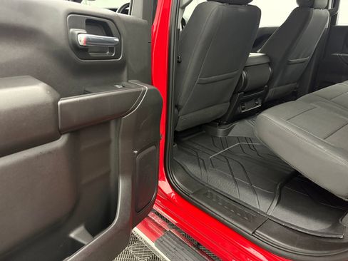 Used 2023 Chevrolet Silverado 1500 Custom AWD/4WD image 29