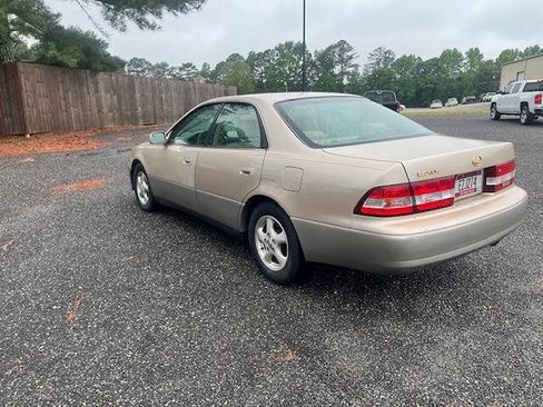 Used 2000 Lexus ES 330 FWD image 5