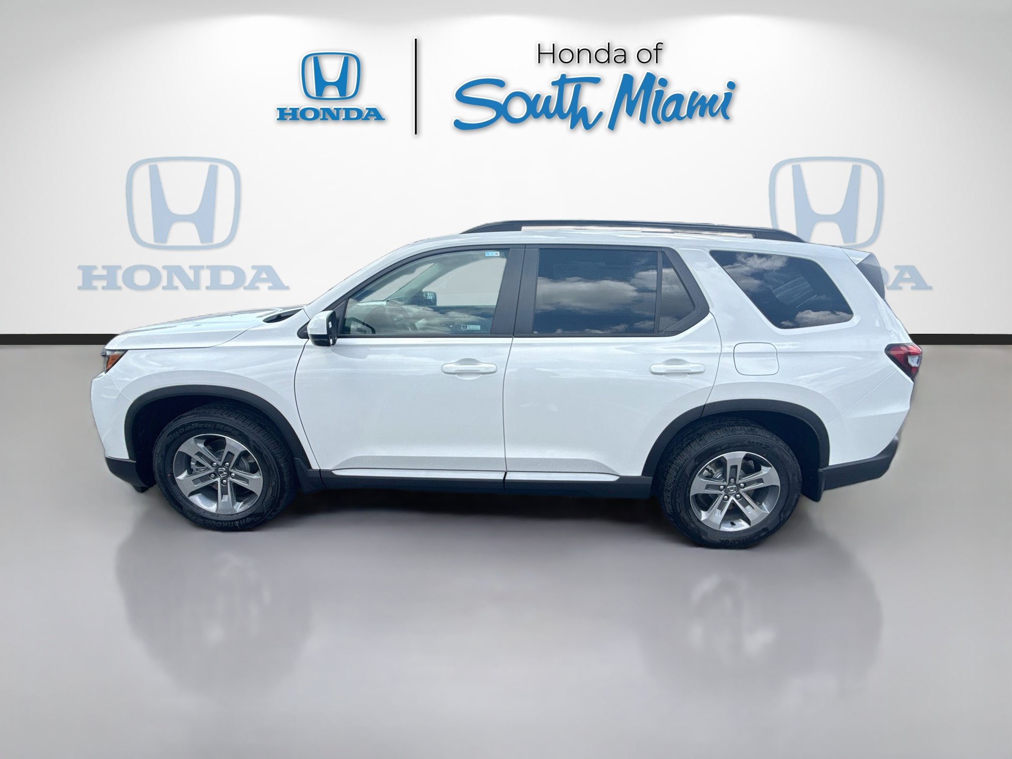 New 2026 Honda Pilot EX-L image 4